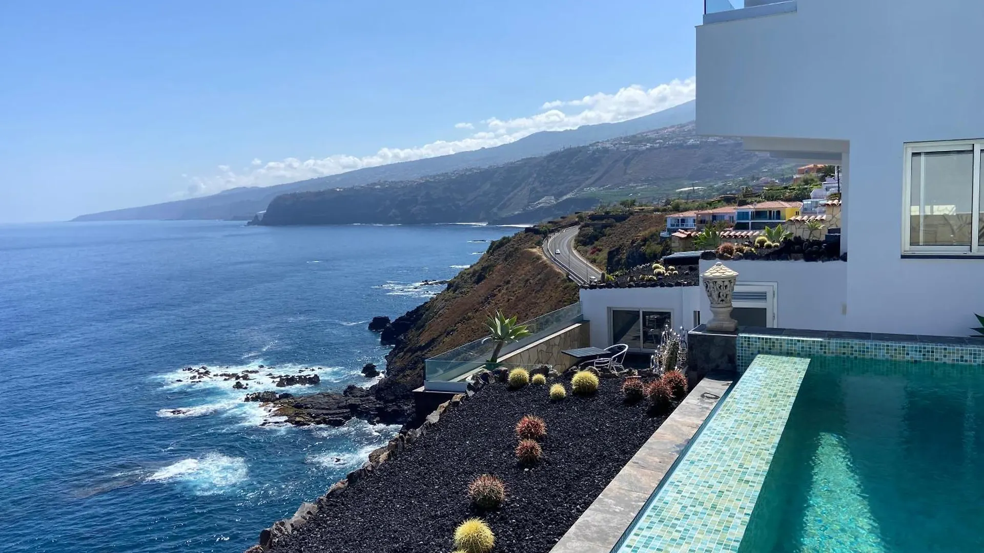 Villa Oasis La Paz - Romen Studio - Adults Only Puerto de la Cruz  Spain